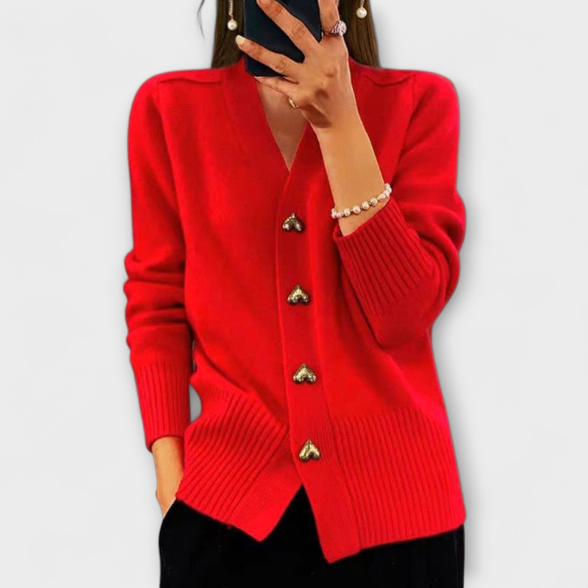 Марий – Женски пуловер с V-образно деколте в винтидж стил