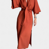 Наталия - Касулна рокля с преден възел и V-образно деколте