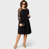 Даниела - Елегантна Чипкова Рокля