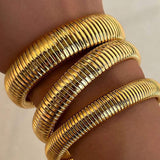 Орнаментирана гривна