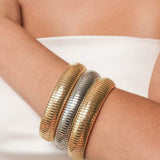 Орнаментирана гривна