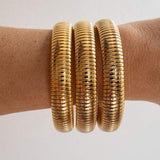 Орнаментирана гривна