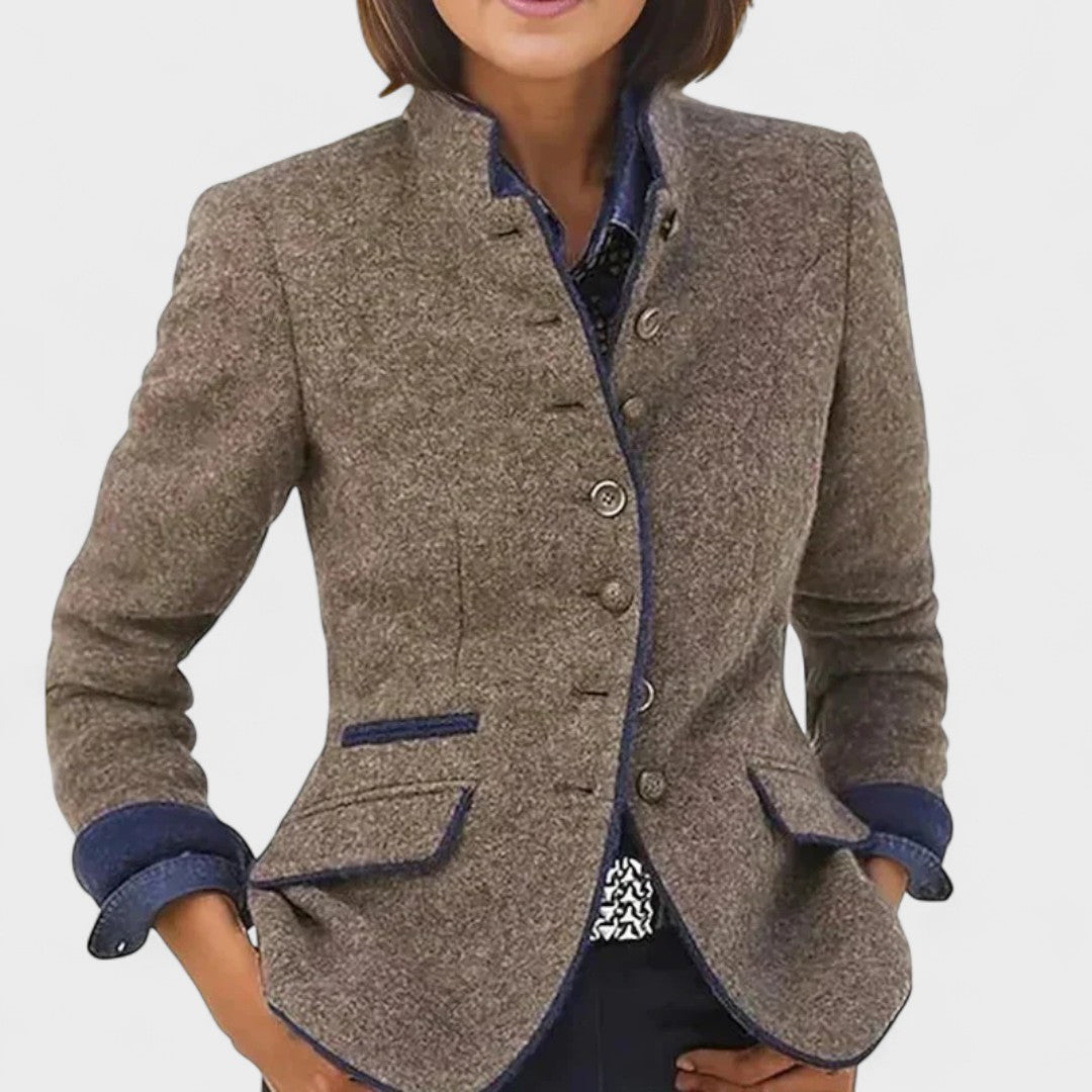 Бояна - Софистицирано и елегантно палто