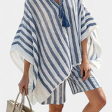 Комплект с райе на Нанси с oversized тениска и елегантни шорти