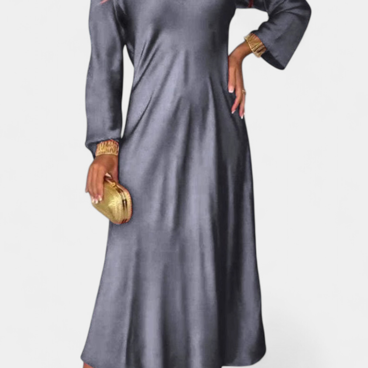 Мартинa Плавна Рокля с V Изрез и Дълги Ръкави