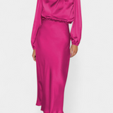 Мария Макси Рокля с Висок Яка и Цветни Детайли