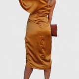 Даница Плавна Рокля с Елегантен и Вечен Силует